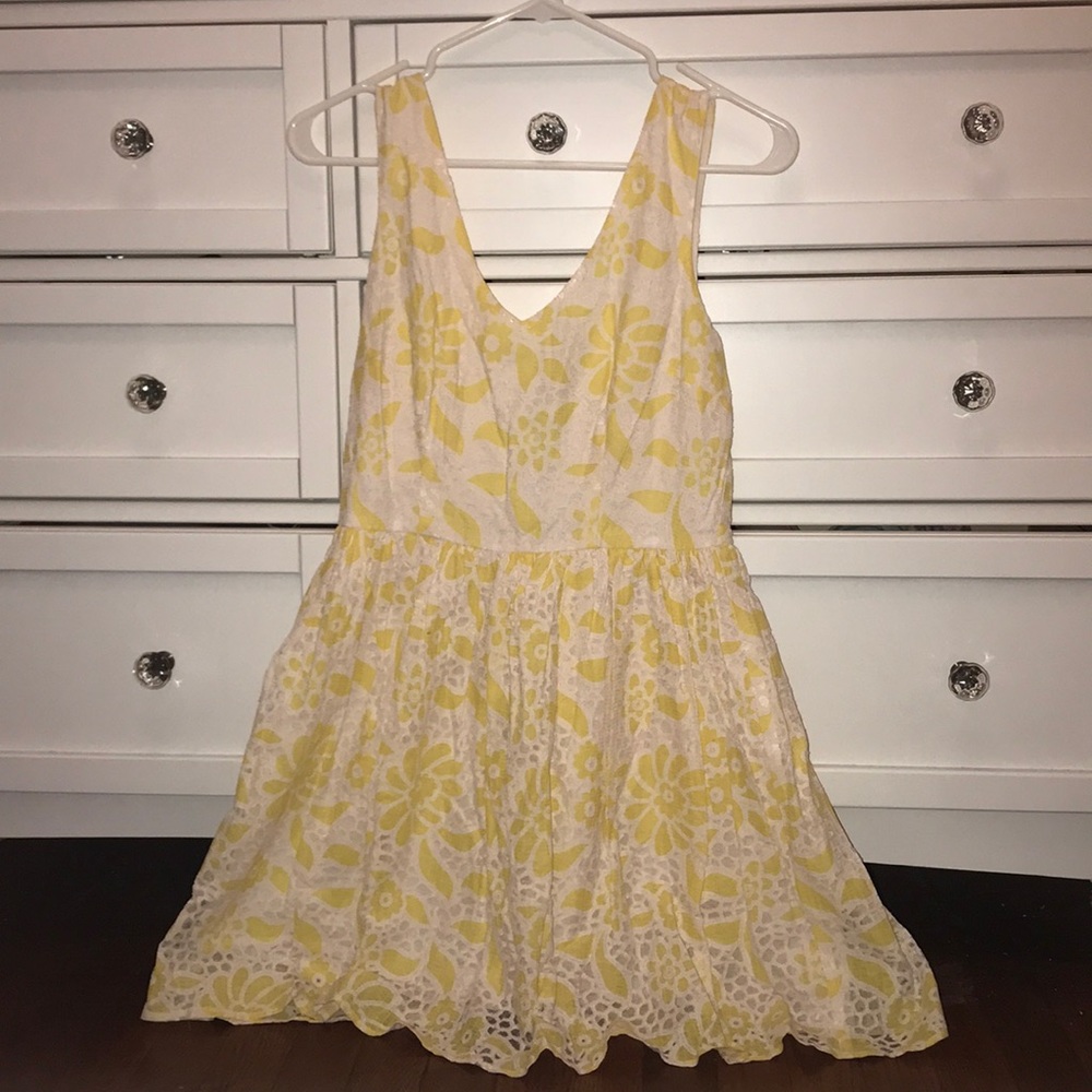 Yellow and white lace sundress!